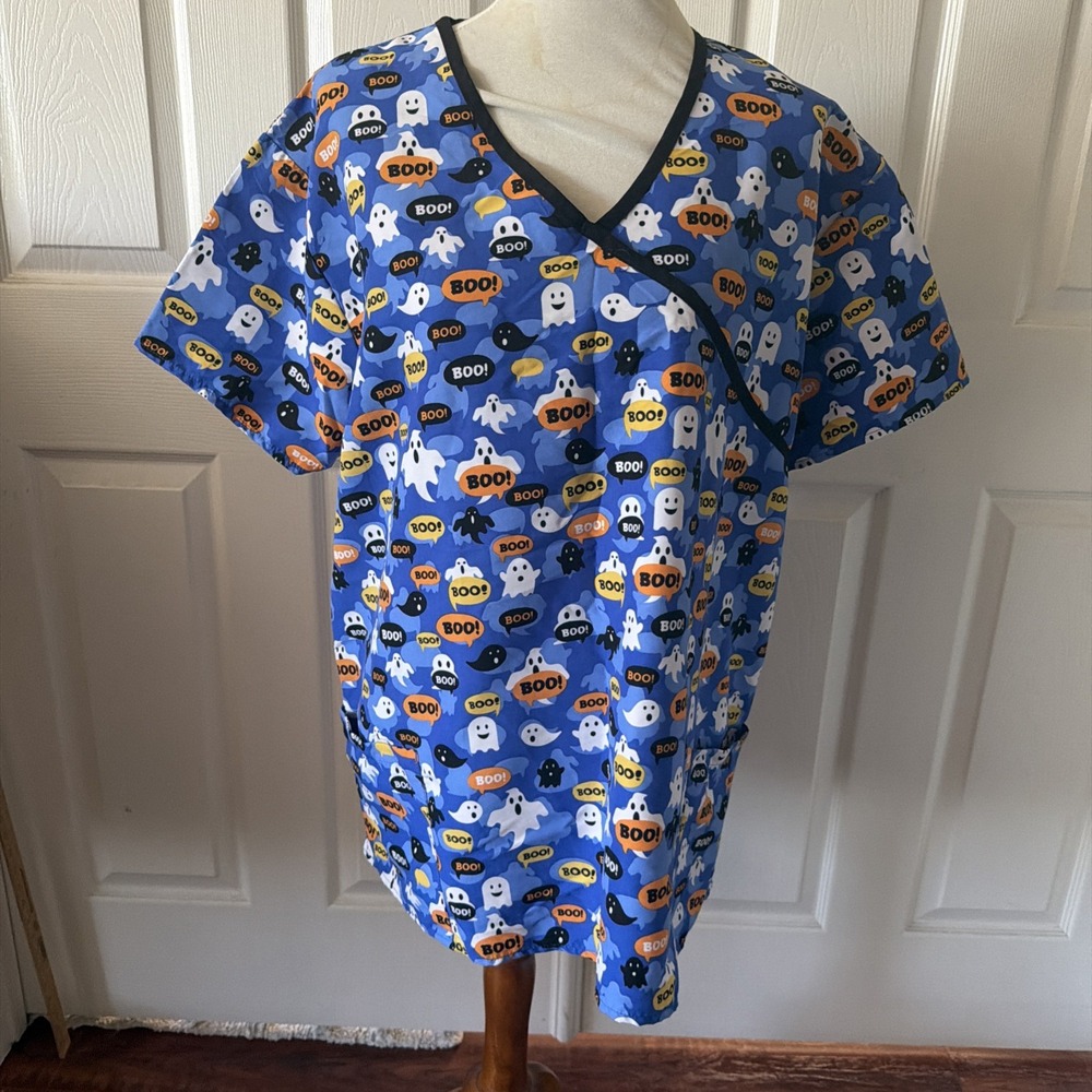 Scrub Top 2X Halloween Ghosts Boo Pockets Medical V Neck Nurse Dental Vet